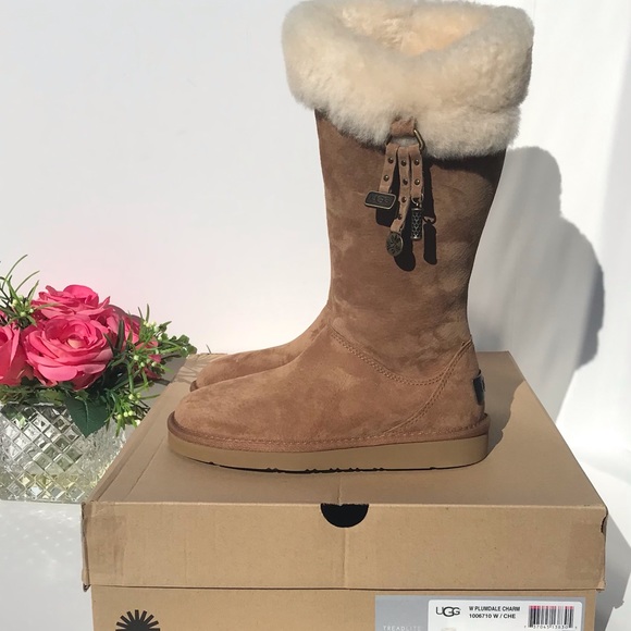UGG plumdale charm - Picture 5 of 10